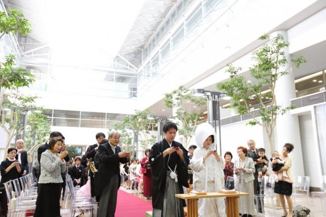 中部国際空港のパブリックスペースでの神前式