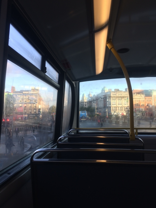 2階建てバスの中