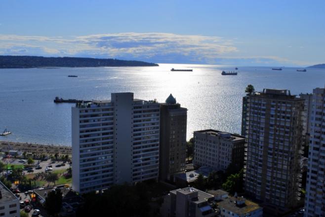 高層ビルから見下ろした景色