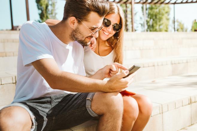 友達とメールする