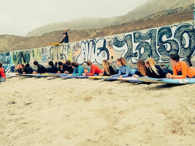 サーフィンレッスン