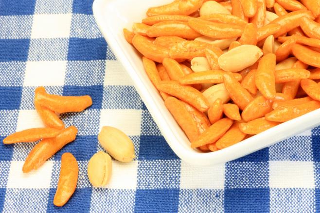 人気の日本のお菓子柿ピー