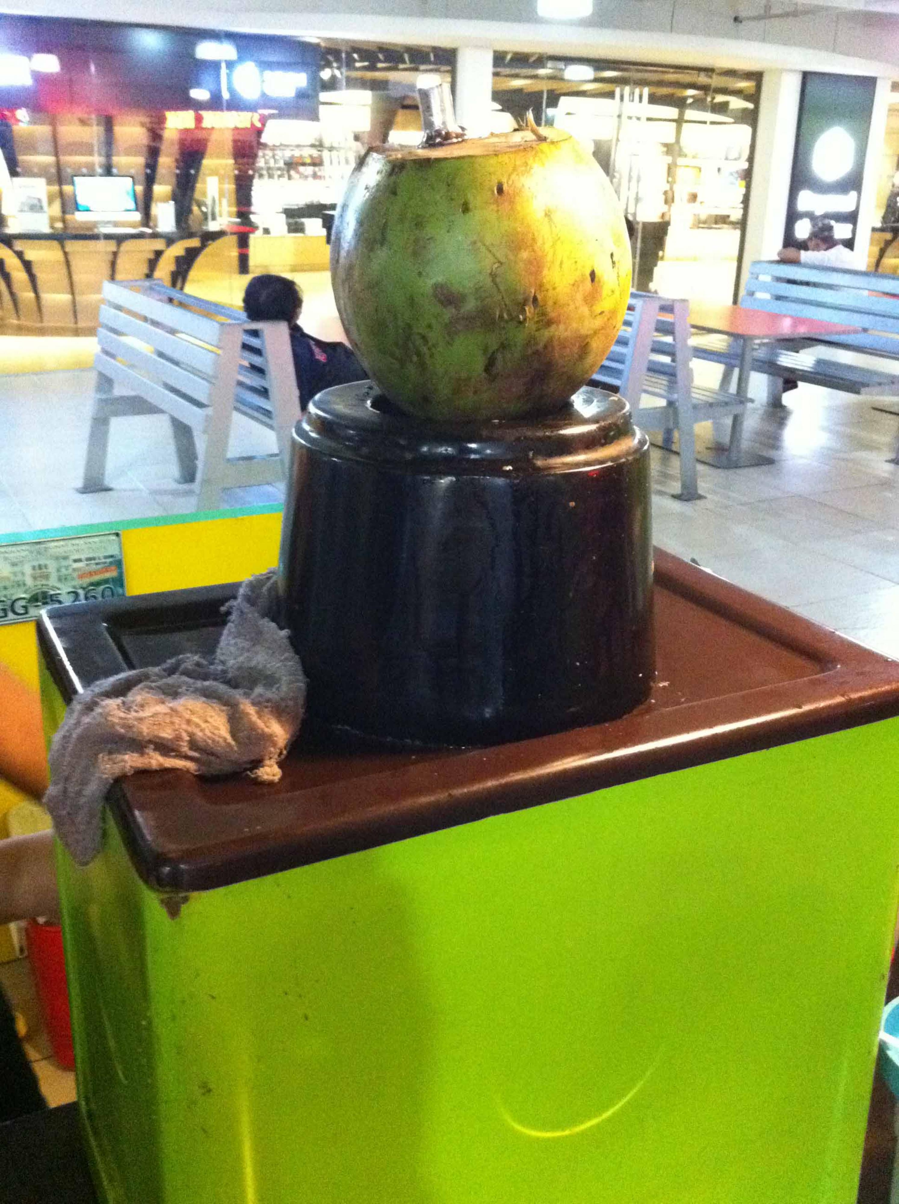 ココナツウォーター