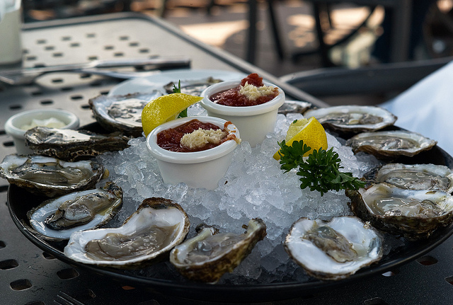 フレッシュな生牡蠣