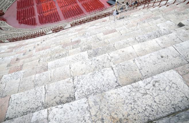 アレーナ・ディ・ヴェローナの石畳