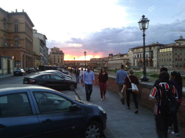 夕食の時間が遅いイタリア人
