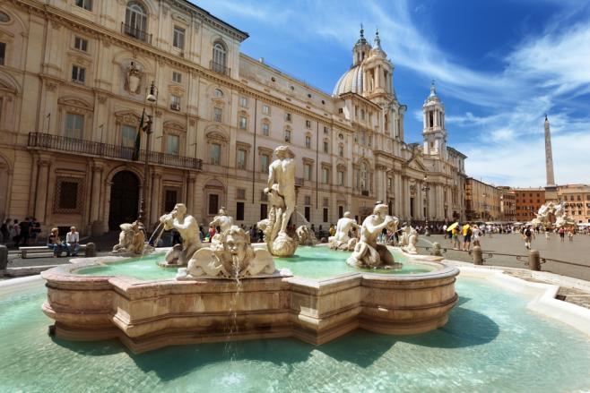 イタリア