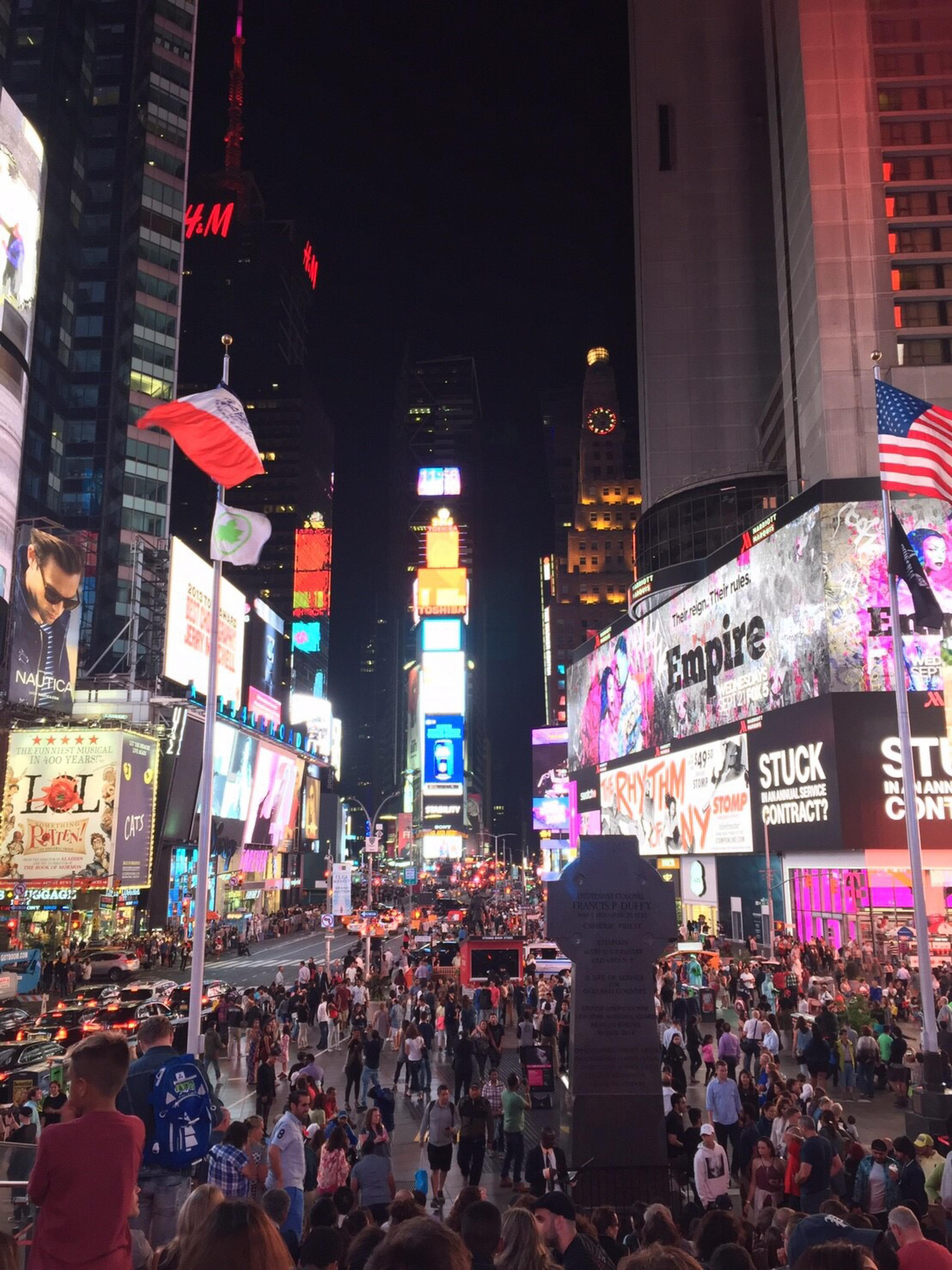 タイムズスクエア