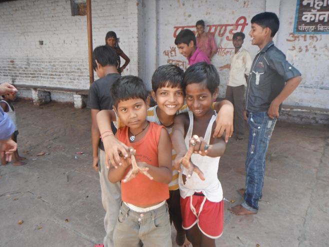 インド・プリーの子どもたち