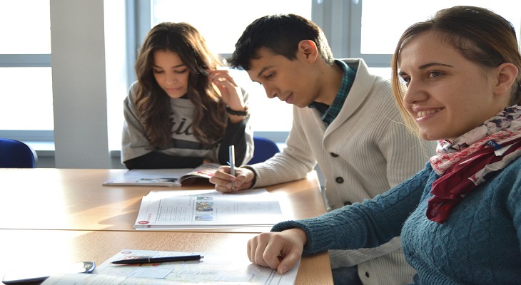 比較的近い年代の方としっかり英語学習