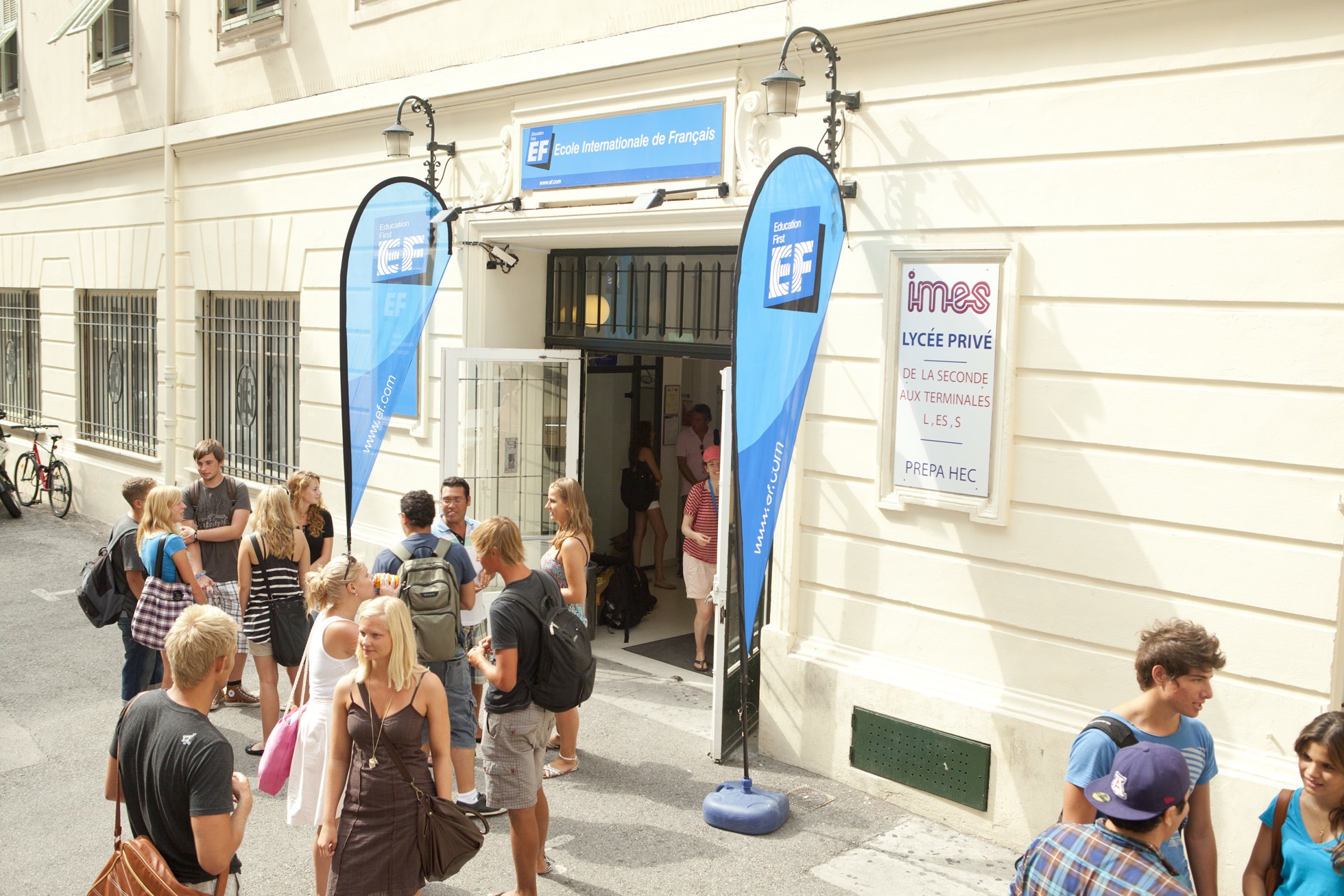 EF Centre International de angue ice