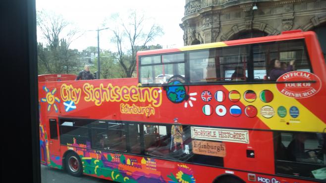 エディンバラのバス