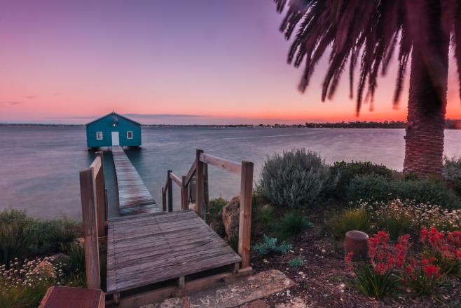 オーストラリア