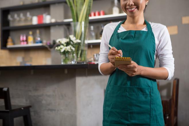バンクーバーでウェイトレス体験