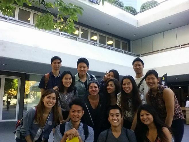 ワーキングホリデー